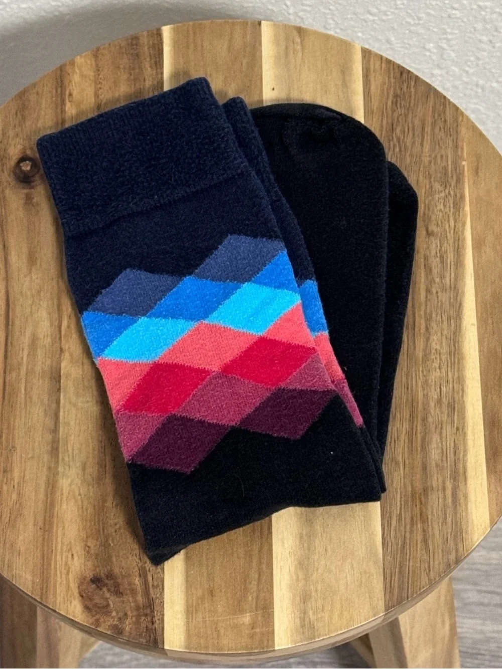 Happy Socks Unisex Colorful Argyle Crew Socks OSFM Multi-Color Blue Red Black